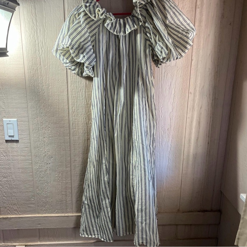 Striped Ruffle Dress - Picture 4 of 4